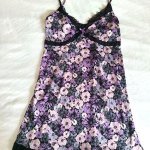 Ladies Nightgown / Chemise - NWOT!